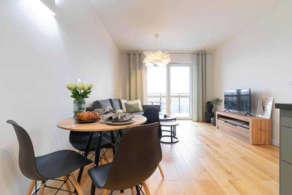 Olive Tree Apartment - Klimatyzacja - Air Conditioning-Self-Check-In Катовіце Екстер'єр фото